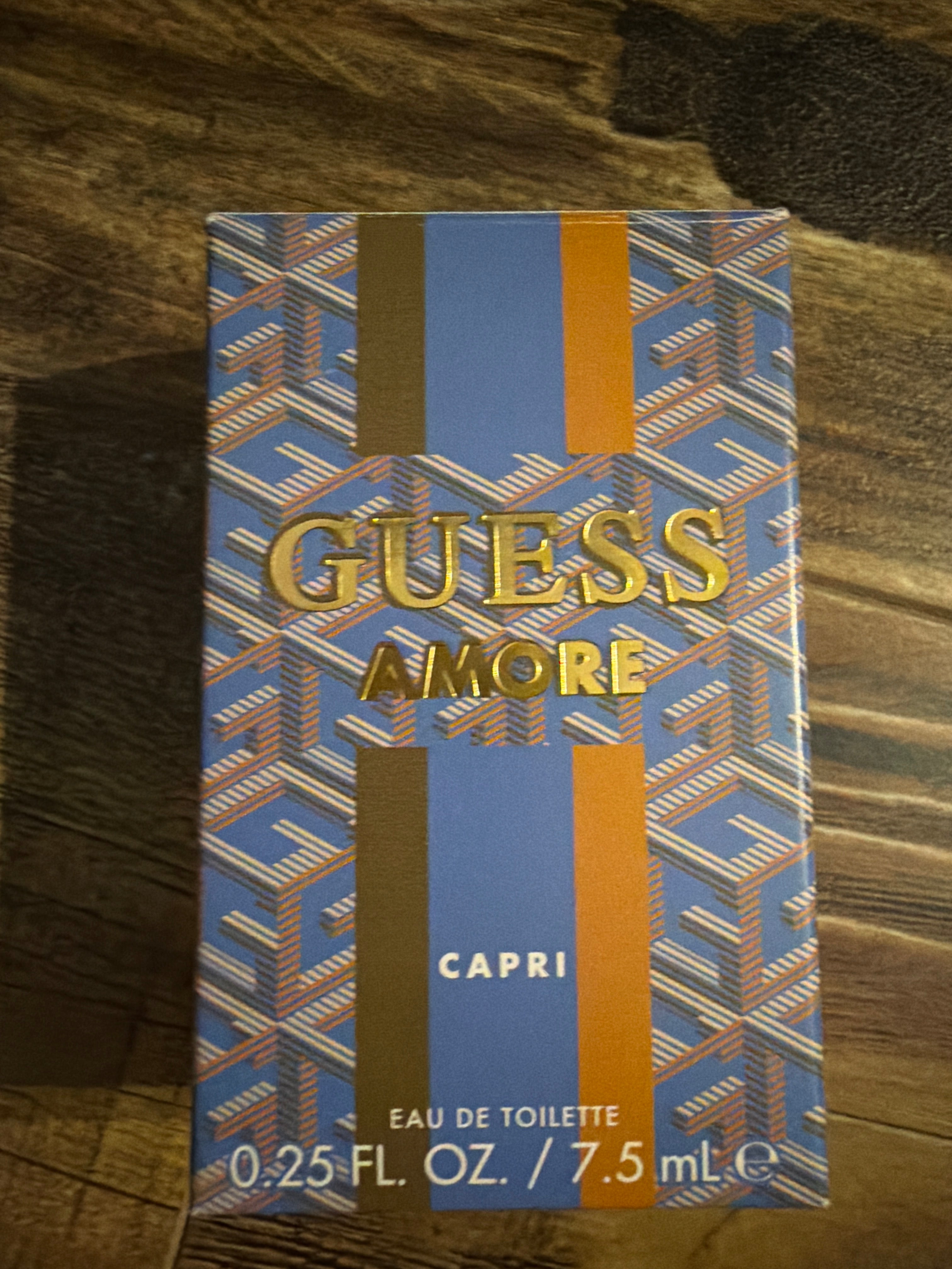 Amore Capri by Guess – 7.5 mL EDT Mini Spray
