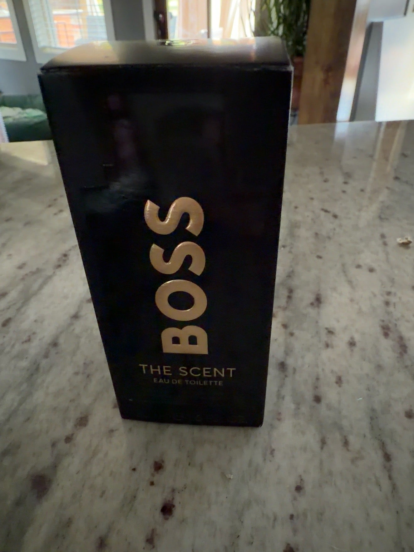Hugo Boss BOSS The Scent Eau de Toilette box